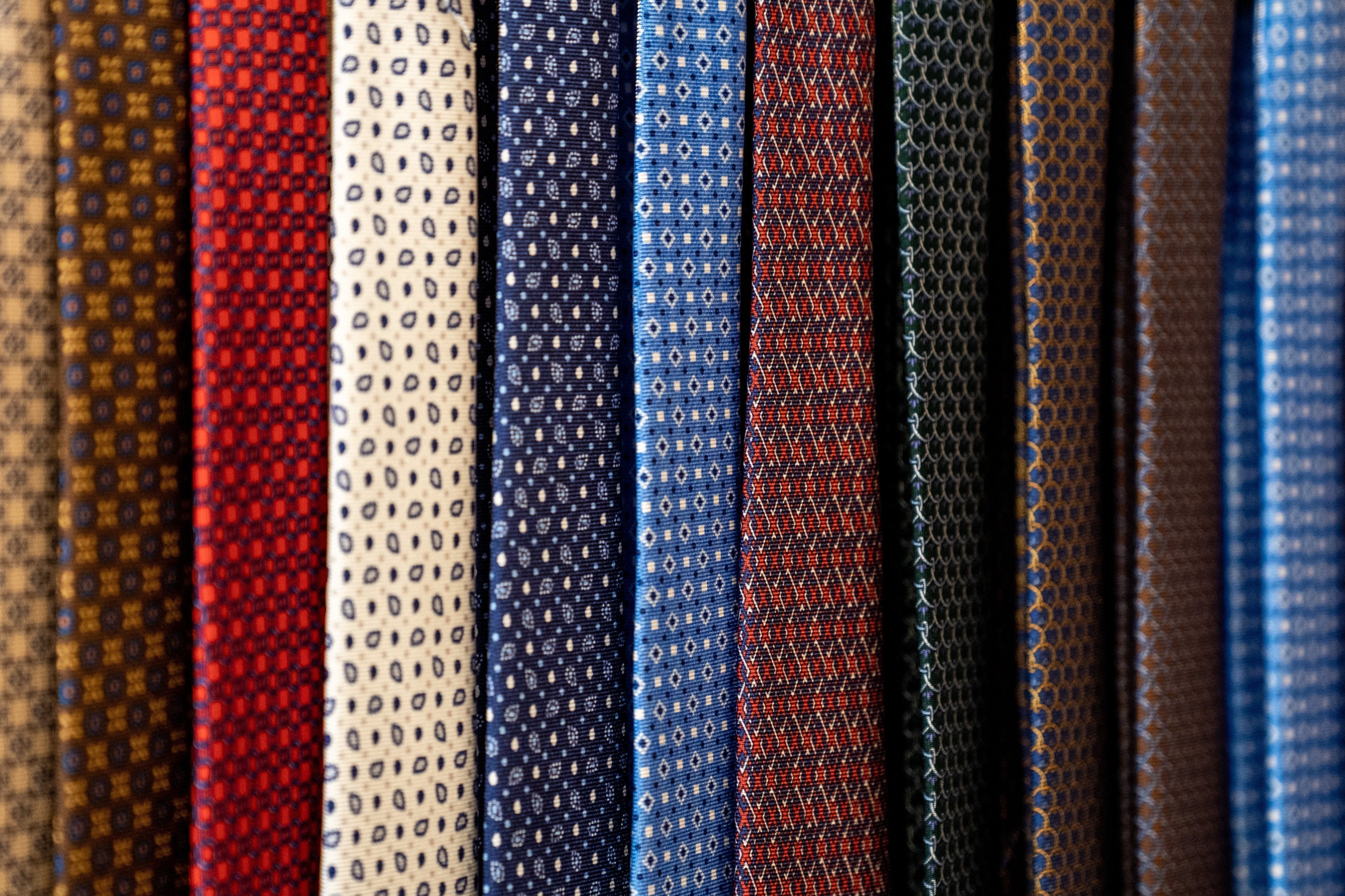 Italian handmade ties: The artisan craft that elevates every detail