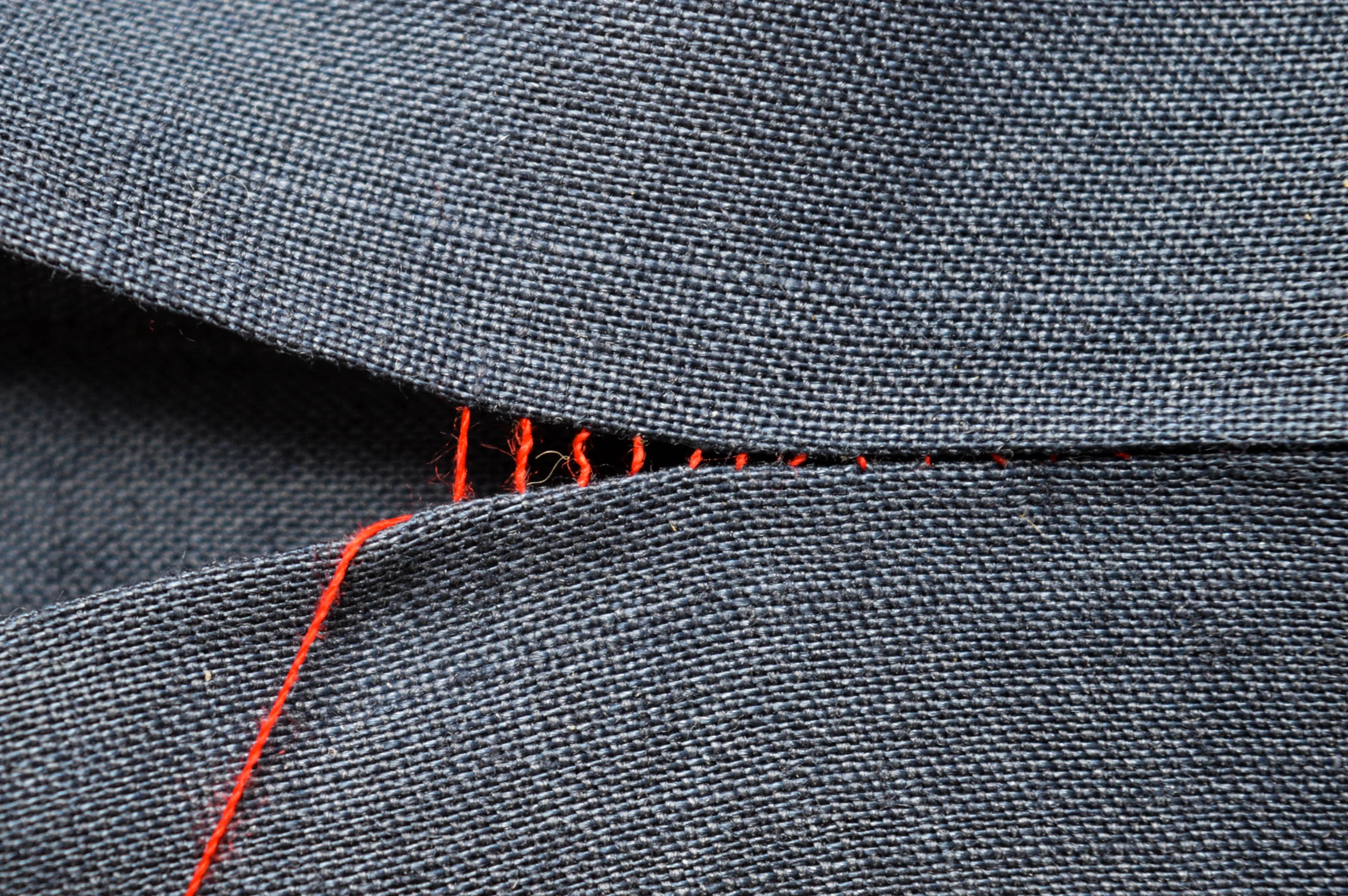 Slip Stitch in Ties: Hidden Craftsmanship – Lorenzi Como