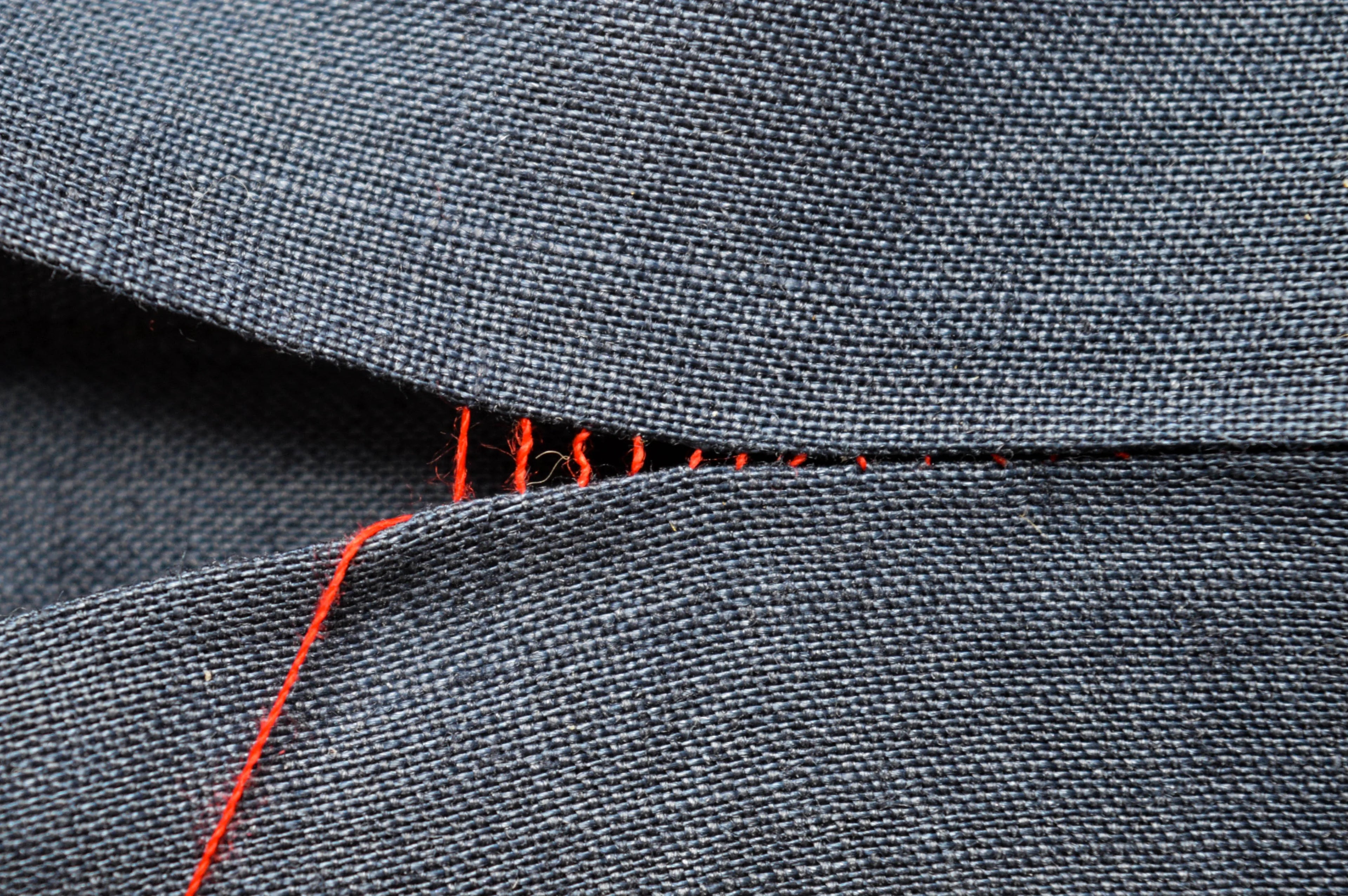 Lo slip stitch – l'artigianalità nascosta nelle cravatte di lusso