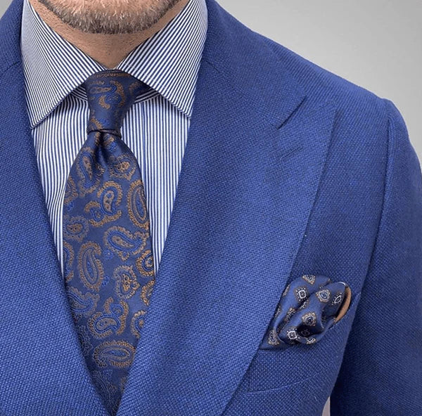 Guida alla cravatta paisley – abbinamenti e stile