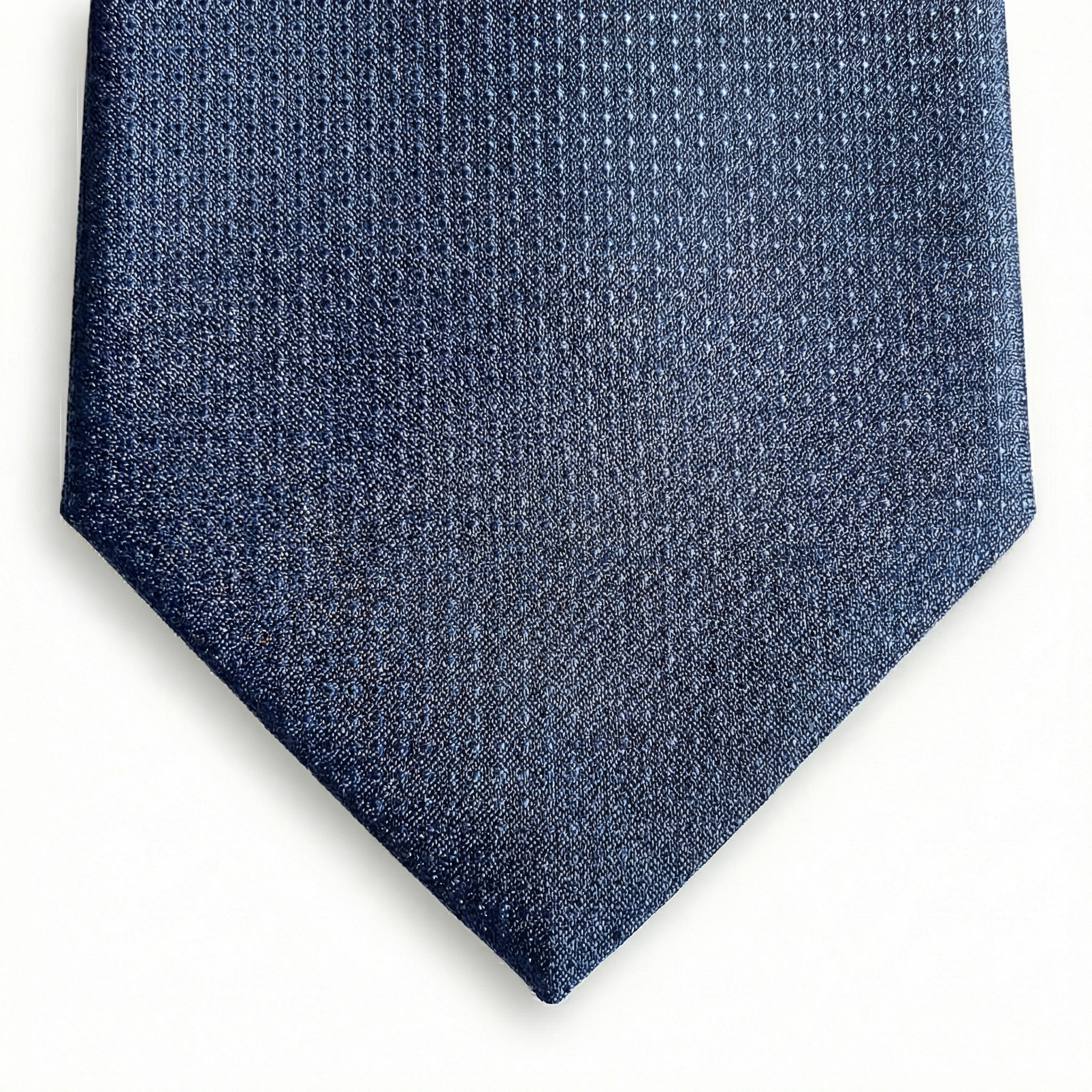 BLUE JACQUARD SILK TIE - Subtle textured weave