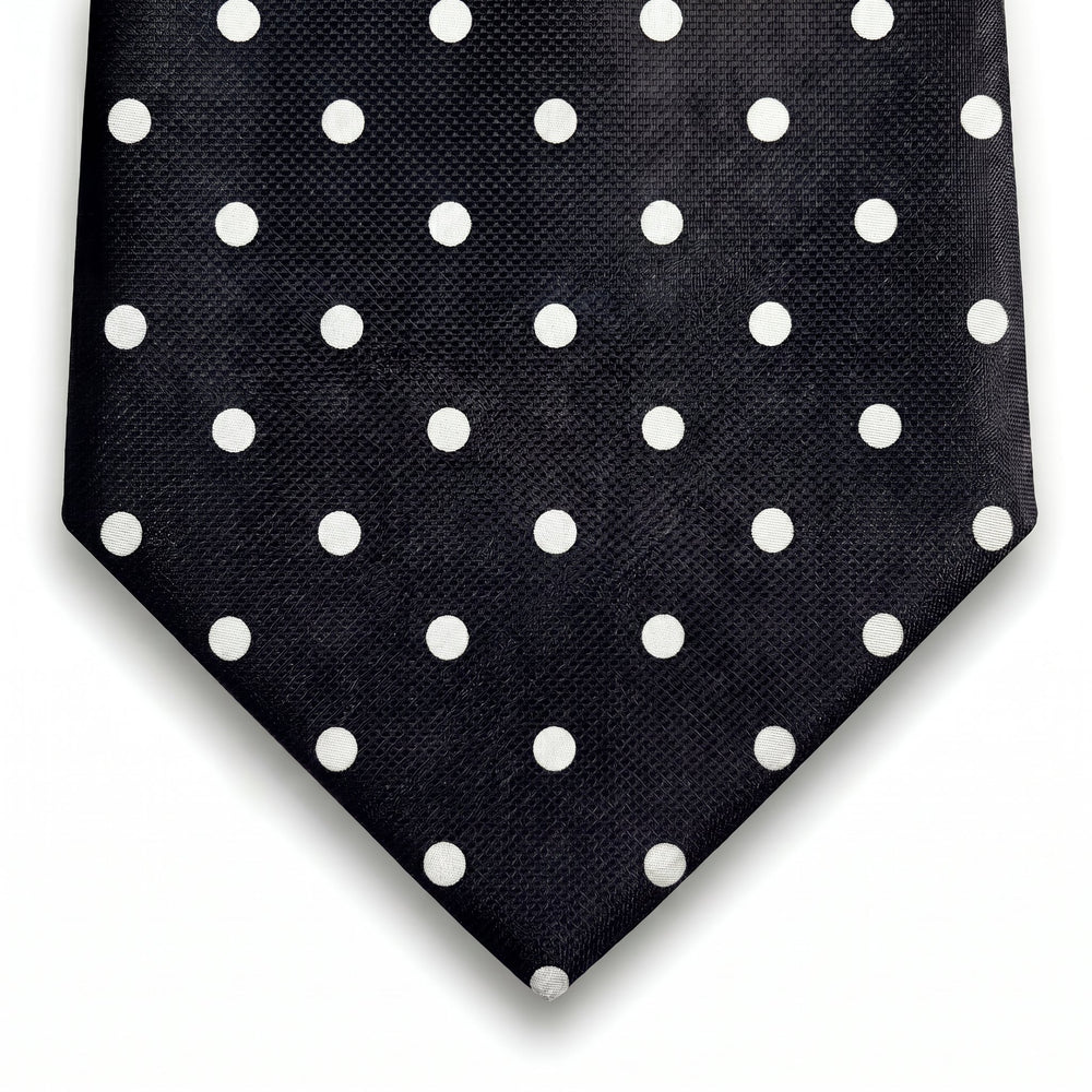 cravatta nero 3 pieghe in seta jacquard con pois, fatta a mano a Como da Lorenzi Como