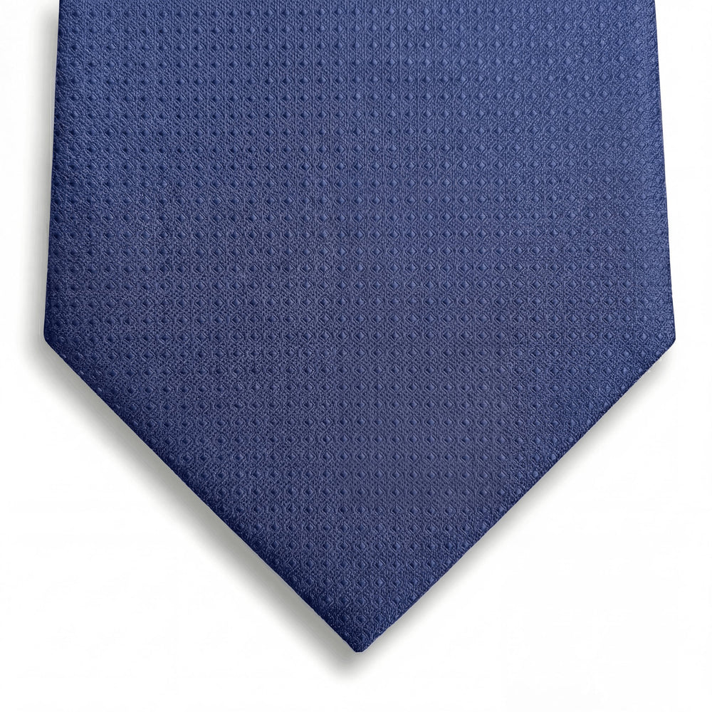 cravatta rosso sartoriale in seta jacquard, tinta unita, fatta a mano a Como da Lorenzi Como