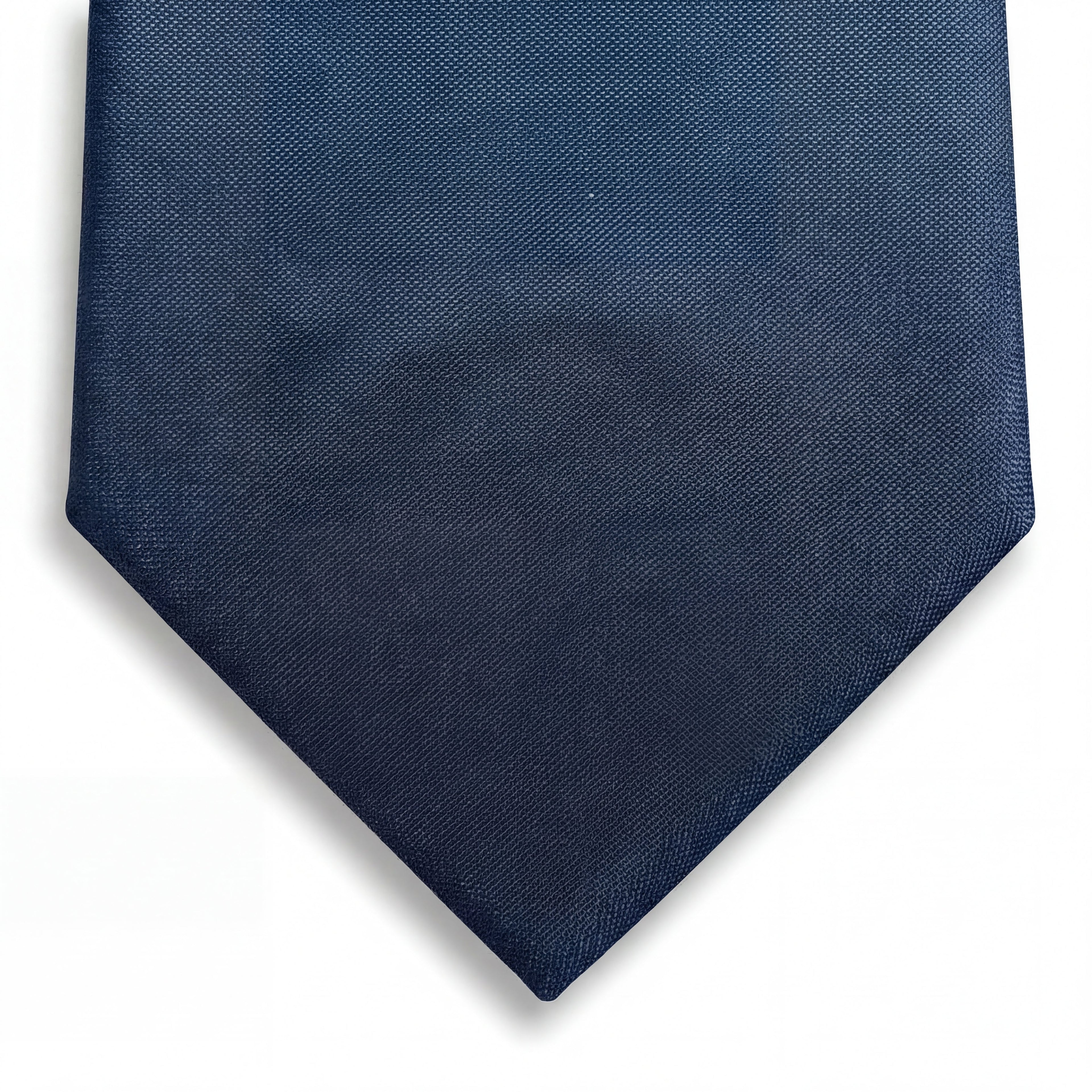 cravatta blu navy 3 pieghe in seta jacquard, tinta unita, fatta a mano a Como da Lorenzi Como