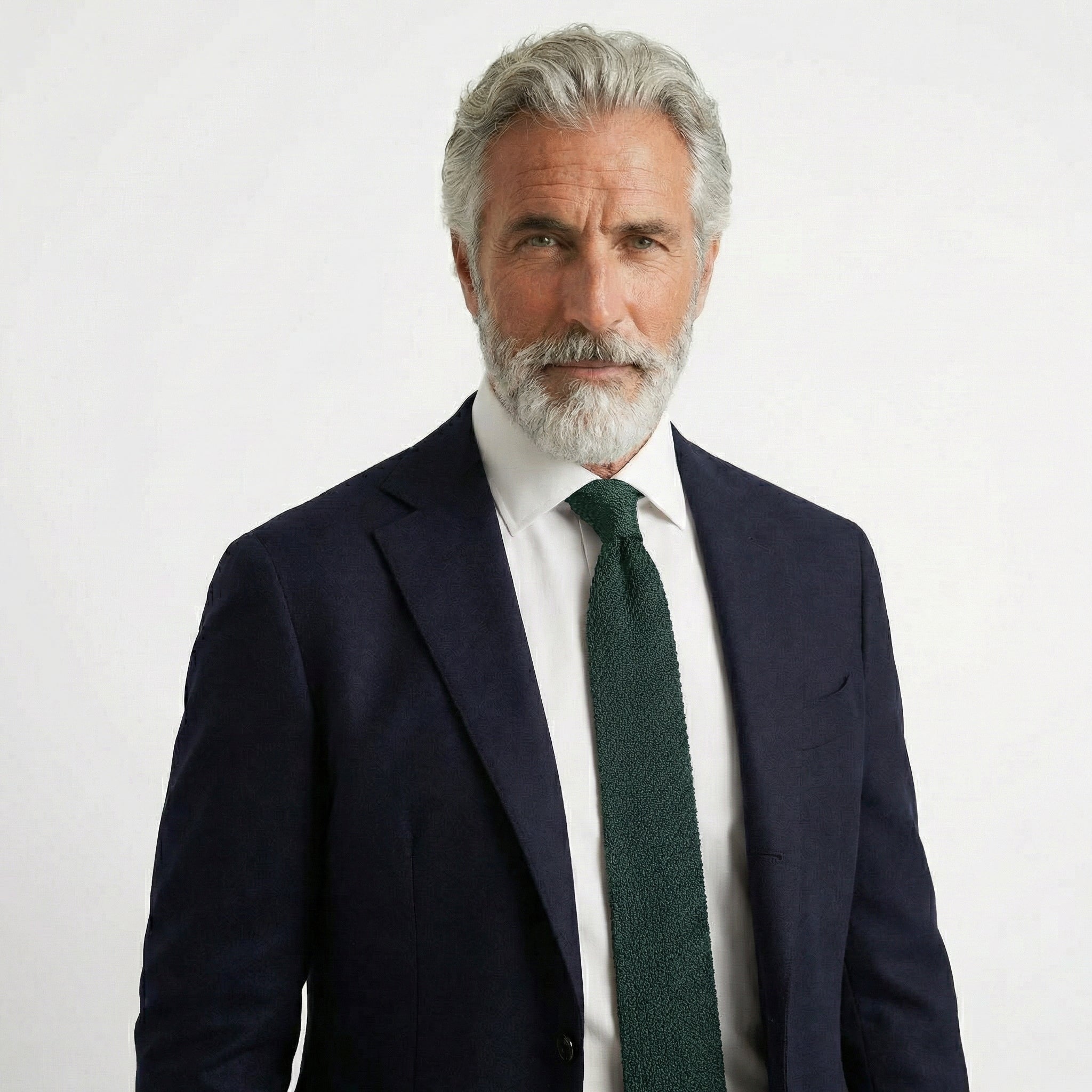 DEEP GREEN HANDMADE 3-FOLD GRENADINE SILK TIE